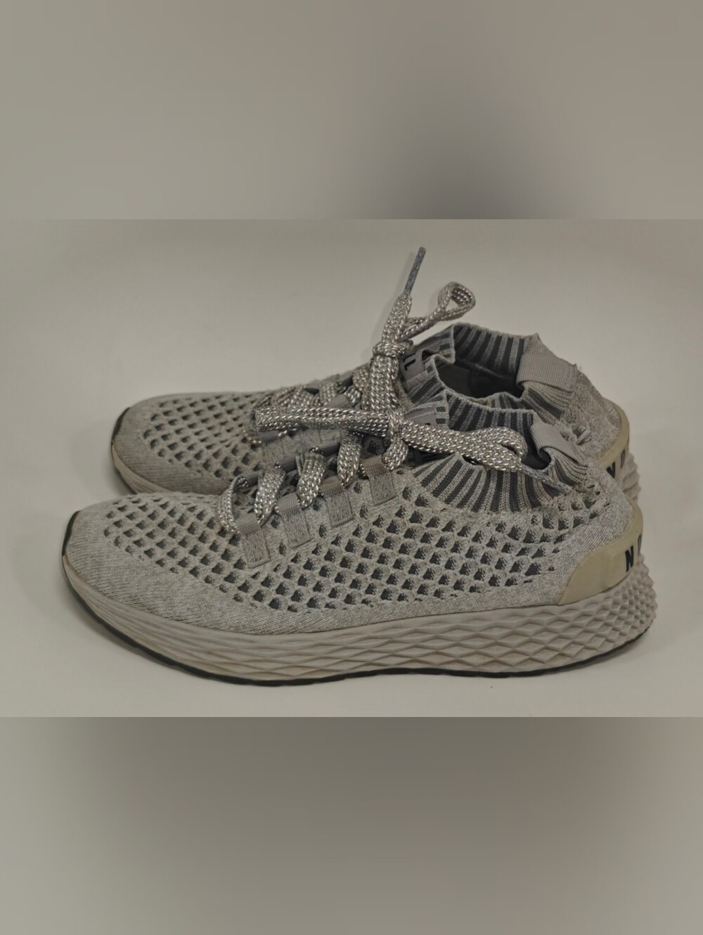 NoBull Project Diamond Knit Runner Shoes Gray Men’s 6.5 / Women’s 8 Athletic Sn